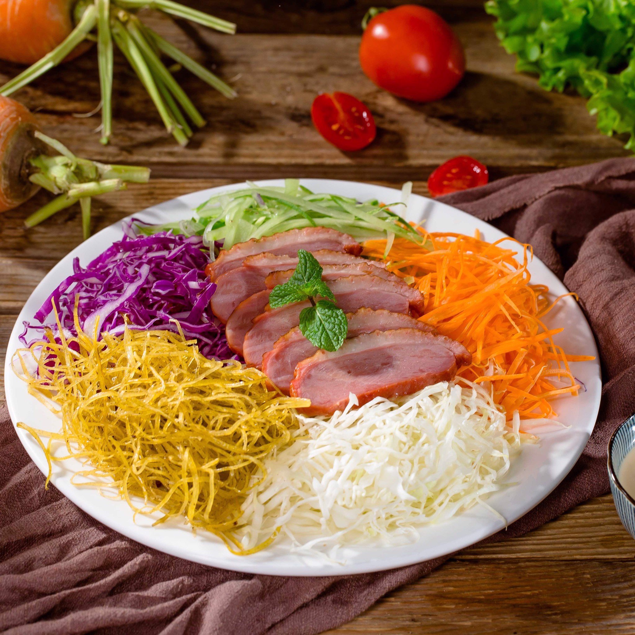Salad lườn ngỗng xông khói, món ăn chiều lòng bất cứ ai