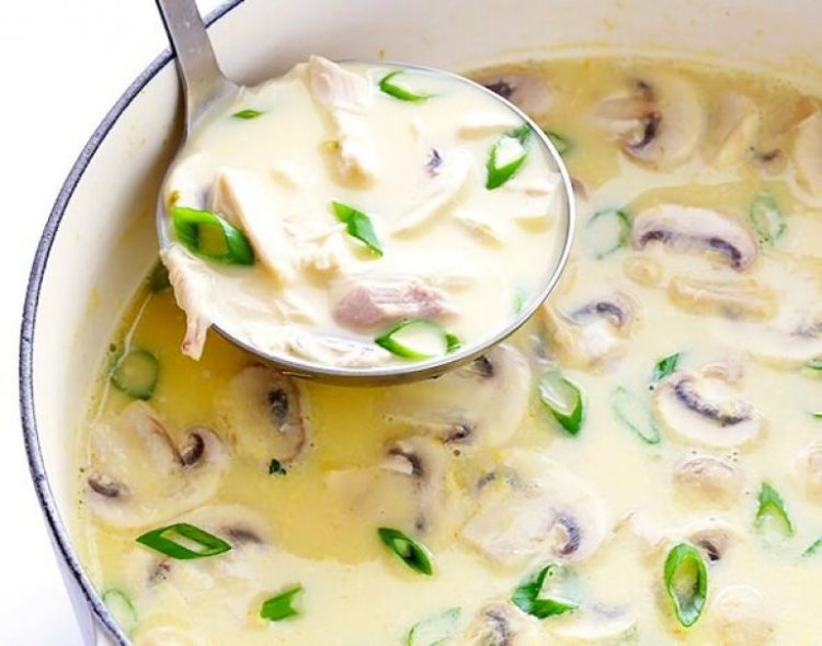 Súp gà nước cốt dừa chuẩn vị Thái Lan